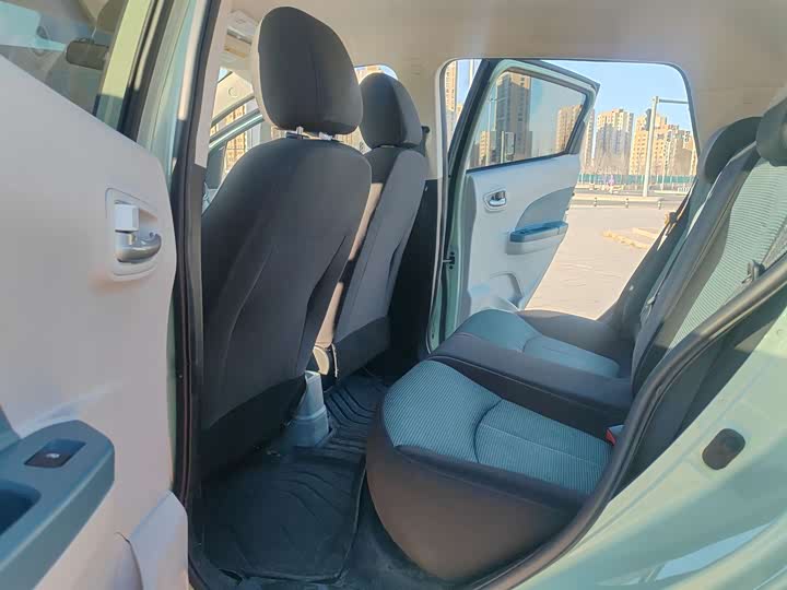 Changan BenBen E-Star 2021 2021款 国民版 多彩款 磷酸铁锂（31.18kWh）