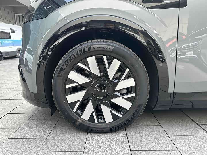 Zeekr Mix 2025 2025款 长续航智驾版