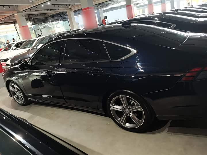 Honda Accord 2025 2025款 260TURBO 尊贵版
