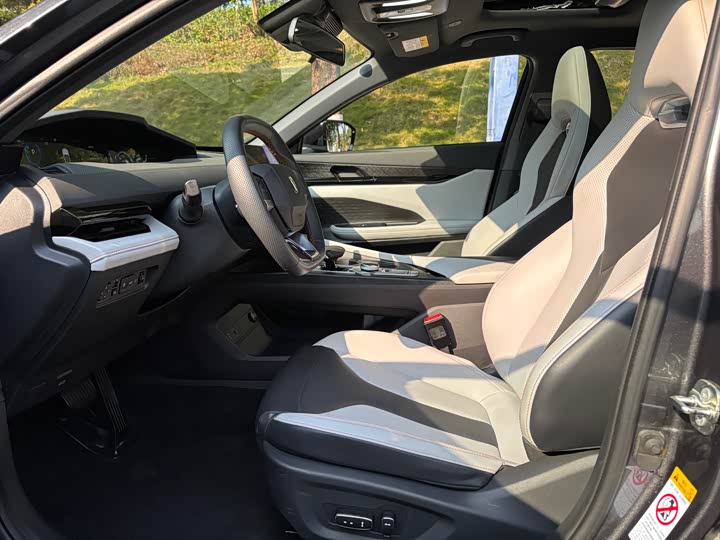 Changan UNI-V Hybrid 2024 2024款 蓝鲸智电iDD 136km 智酷型