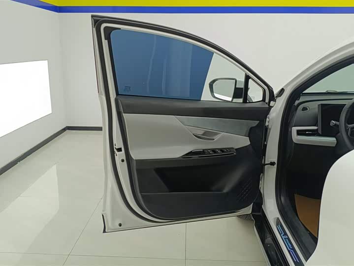 Changan UNI-T 2023 2023款 第二代 1.5T 尊贵型