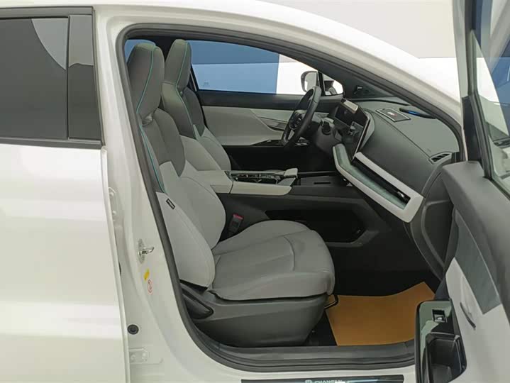 Changan UNI-T 2023 2023款 第二代 1.5T 尊贵型