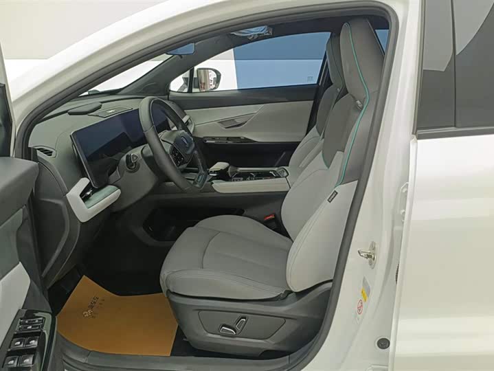 Changan UNI-T 2023 2023款 第二代 1.5T 尊贵型