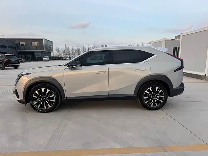 GAC Trumpchi Emkoo 2022 2022款 1.5T 超新星Max版