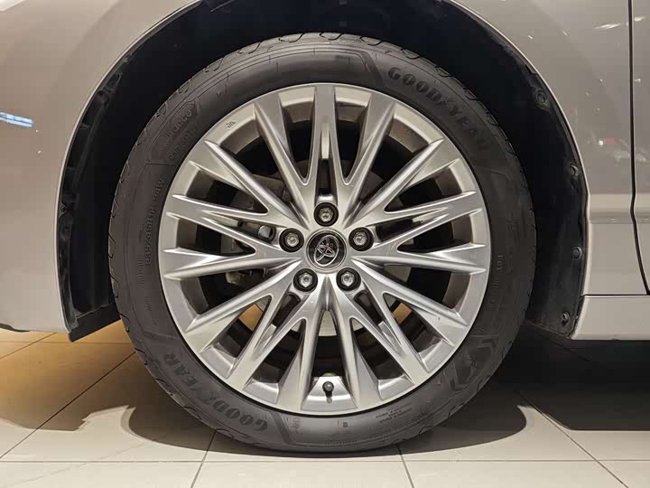 Toyota Avalon 2024 2024款 双擎 2.0L 豪华版