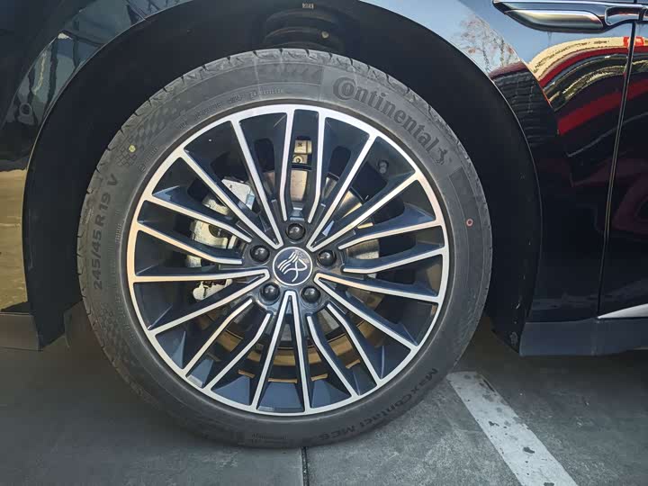 BYD Han 2025 2025款 DM-i 125KM激光雷达智驾型