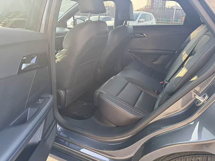 MG Motor 4 EV 2023 2023款 415km 出海冠军版