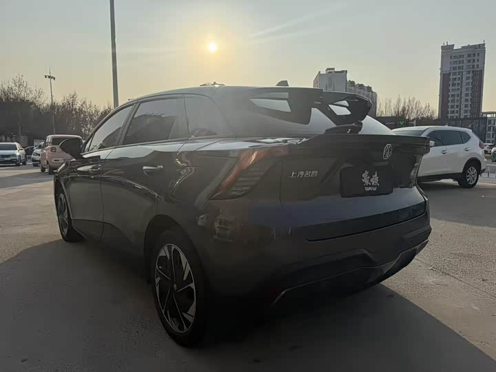 MG Motor 4 EV 2023 2023款 415km 出海冠军版