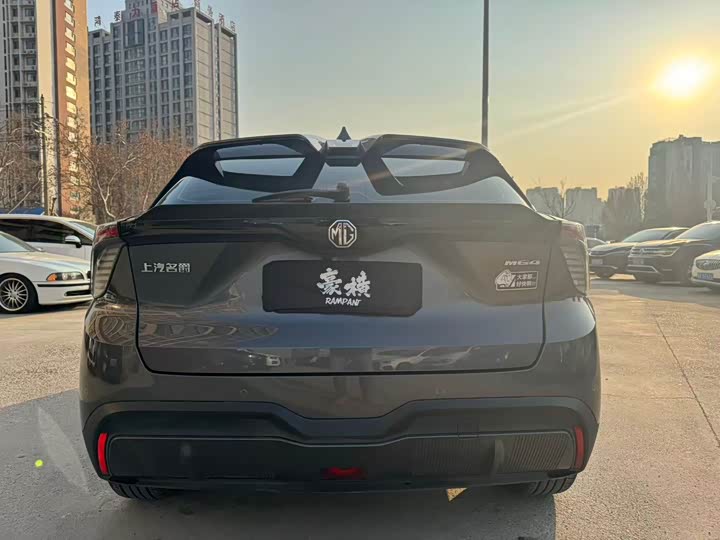 MG Motor 4 EV 2023 2023款 415km 出海冠军版