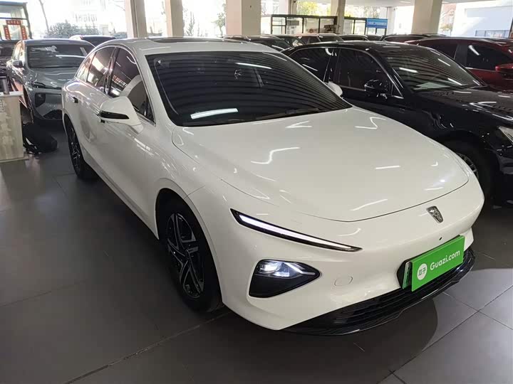 Roewe D7 2023 2023款 EV 510km 后驱旗舰版
