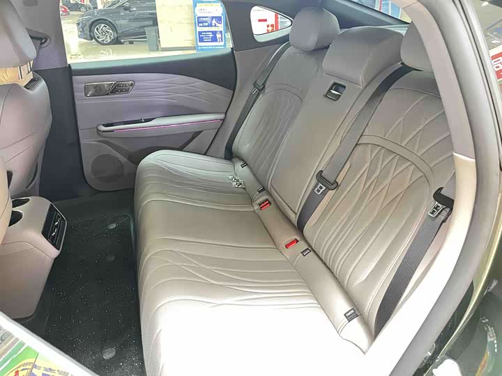 Geely Galaxy Starshine 8 EM-i 2025 2025款 130km EM-P 探索版