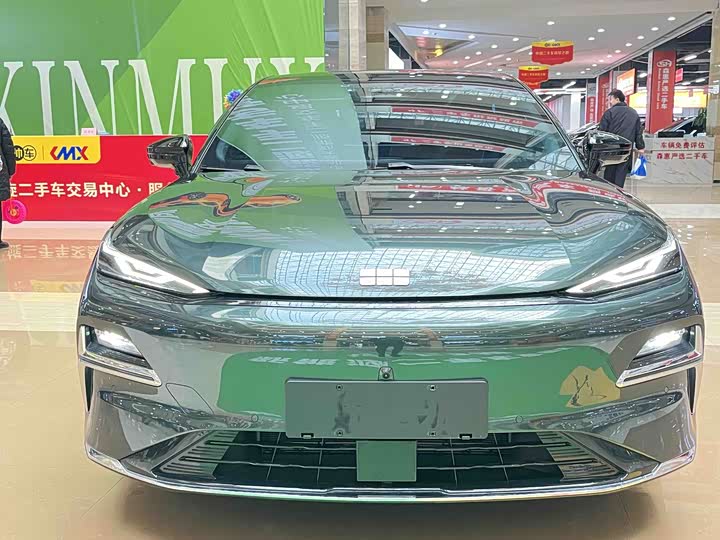 Geely Galaxy Starshine 8 EM-i 2025 2025款 130km EM-P 探索版