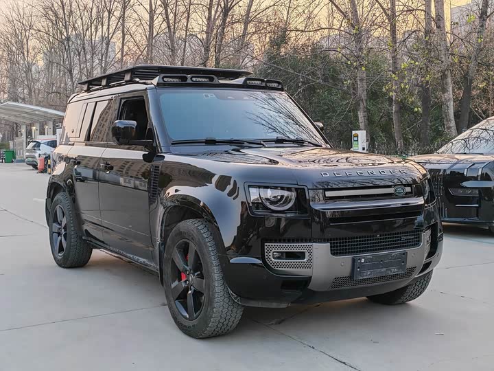Land Rover Defender 2024 2024款 110 3.0T P400 X-DYNAMIC HSE
