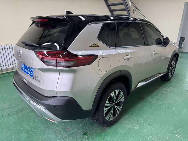 Nissan X-Trail 2023 2023款 e-POWER 超混双电机四驱豪华版