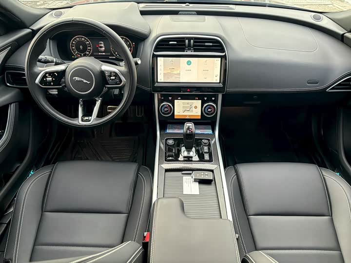 Jaguar XE L 2024 2024款 2.0T 250PS R-DYNAMIC S耀黑运动版
