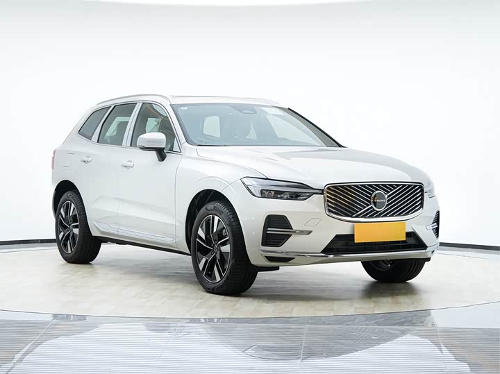 Volvo XC60 2026 2026款 B5 四驱智远豪华版