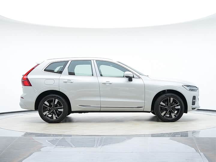 Volvo XC60 2026 2026款 B5 四驱智远豪华版