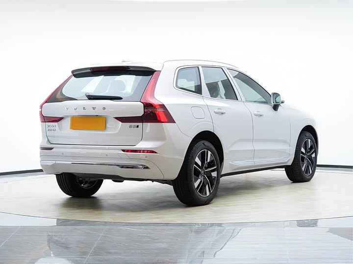 Volvo XC60 2026 2026款 B5 四驱智远豪华版