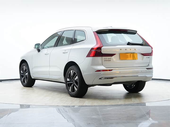 Volvo XC60 2026 2026款 B5 四驱智远豪华版