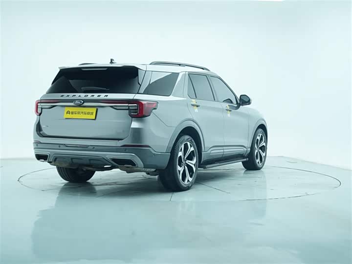 Ford Explorer 2023 2023款 EcoBoost 285 四驱ST-LINE 6座