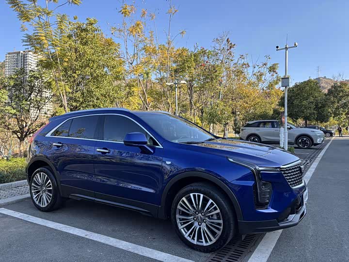Cadillac XT4 2024 2024款 28T 两驱尊贵型