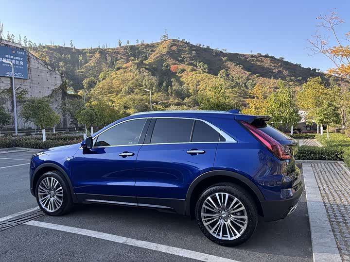 Cadillac XT4 2024 2024款 28T 两驱尊贵型