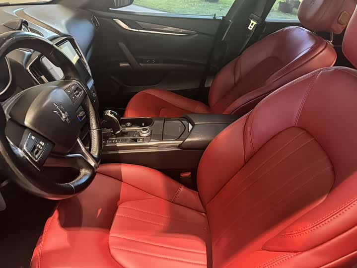 Maserati Ghibli 2022 2022款 2.0T GT锋芒版