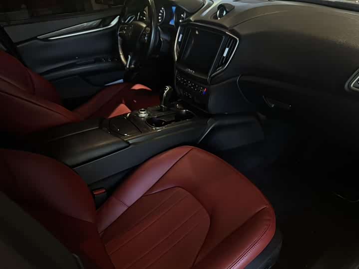 Maserati Ghibli 2022 2022款 2.0T GT锋芒版