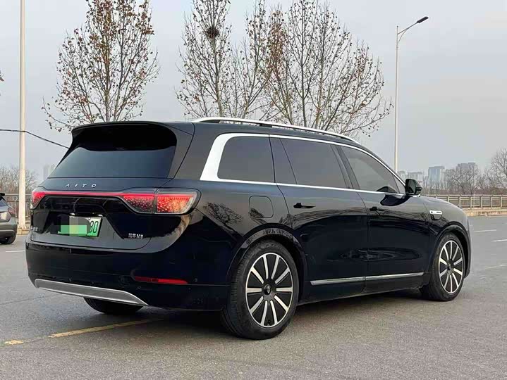 Aito M9 2025 2025款 增程 Max版 52kWh 5座版