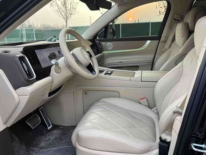 Aito M9 2025 2025款 增程 Max版 52kWh 5座版