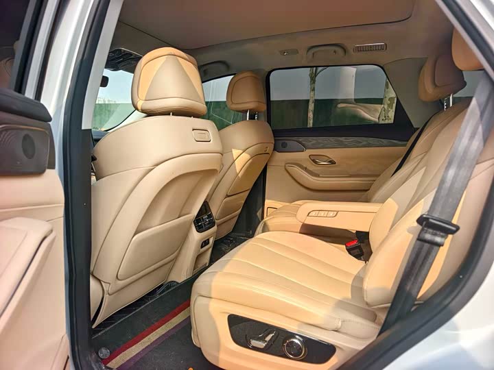 Jetour Shanhai L9 2025 2025款 1.5TD 2DHT 旗舰版 6座