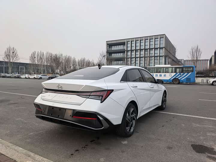 Hyundai Elantra N line 2023 2023款 1.5L CVT LUX尊贵版
