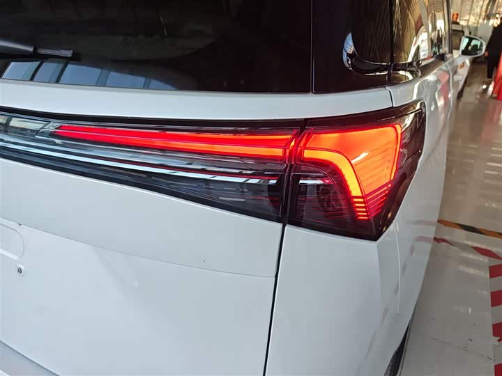 Buick GL8 Hybrid 2025 2025款 陆尚 先享版 7座