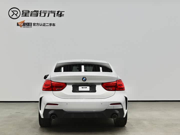 BMW 1 Series 2023 2023款 120i M运动曜夜版