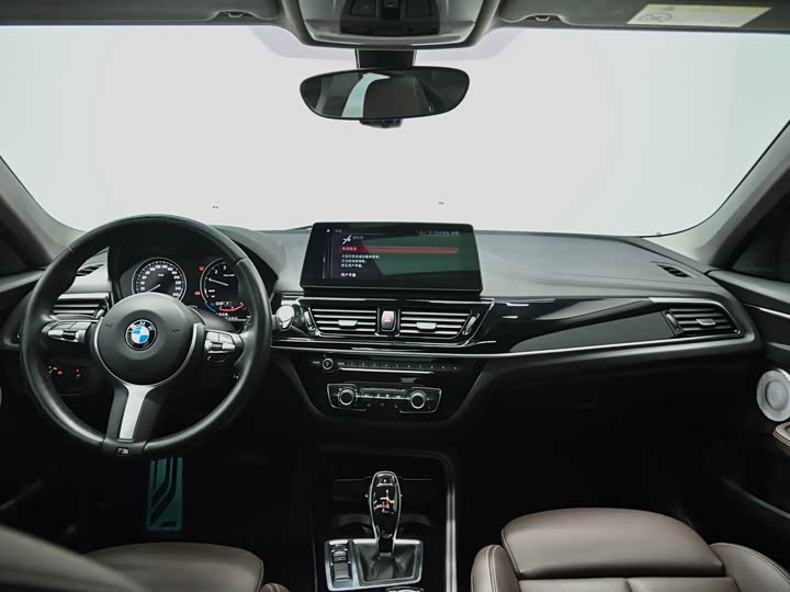 BMW 1 Series 2023 2023款 120i M运动曜夜版