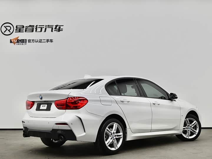 BMW 1 Series 2023 2023款 120i M运动曜夜版