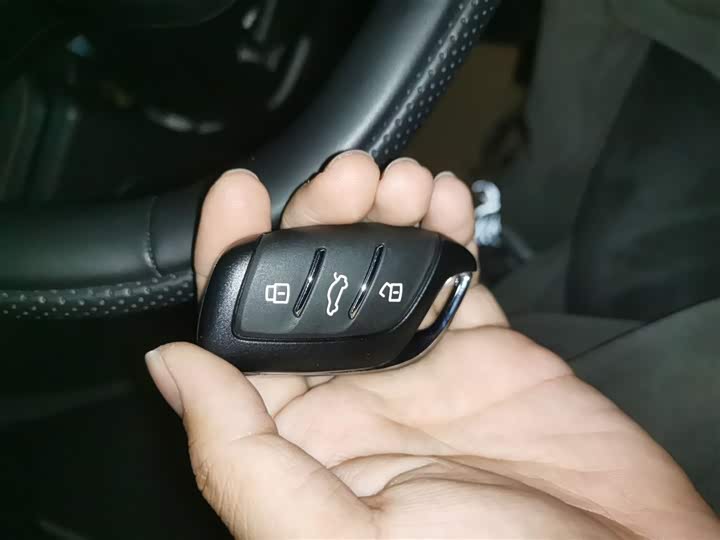 Roewe D5X DMH 2024 2024款 135科技版