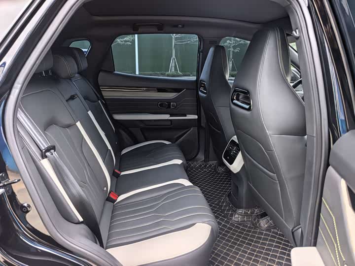 Jetour Shanhai L6 2024 2024款 1.5TD DHT ULTRA