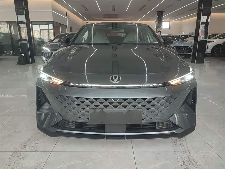 Changan UNI-V Hybrid 2024 2024款 蓝鲸智电iDD 136km 智酷型