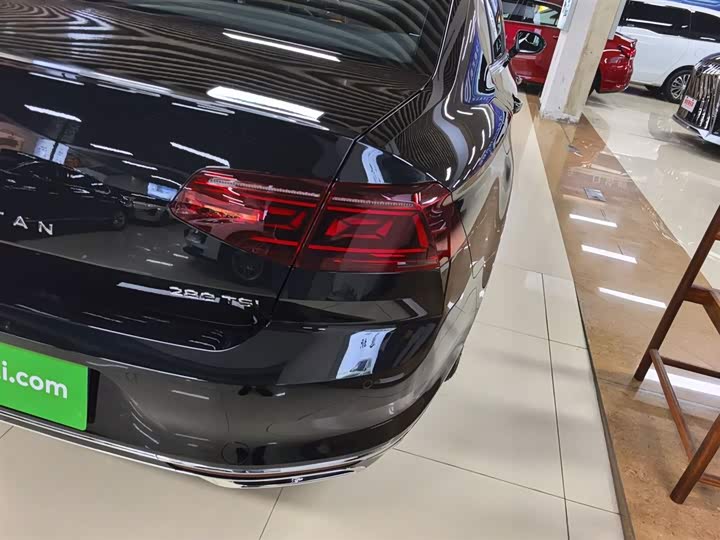 Volkswagen Magotan 2025 2025款 众享款 280TSI DSG舒适型