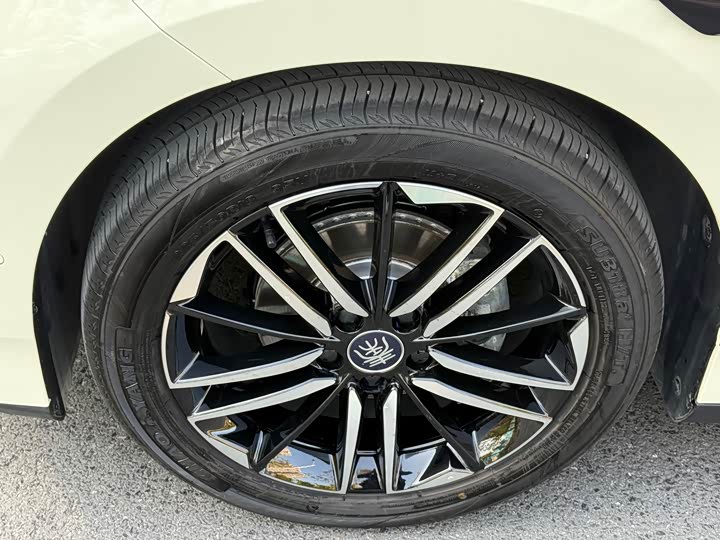 BYD Qin L 2025 2025款 EV 545KM卓越型