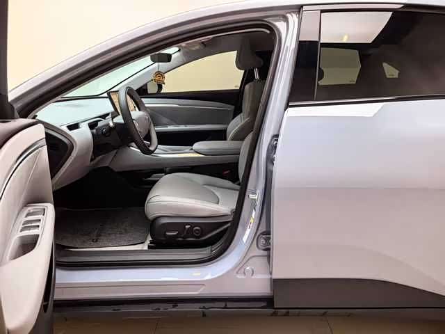 XPeng Mona M03 2025 2025款 620 超长续航 Plus