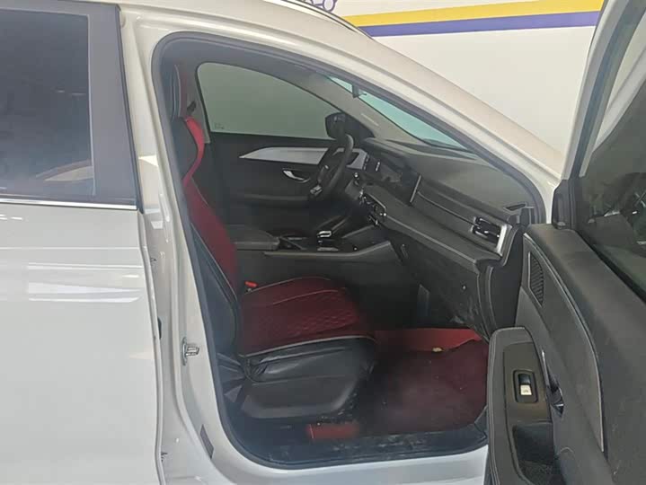 Jetour X90 Plus 2023 2023款 1.6TD DCT平层+ 5座