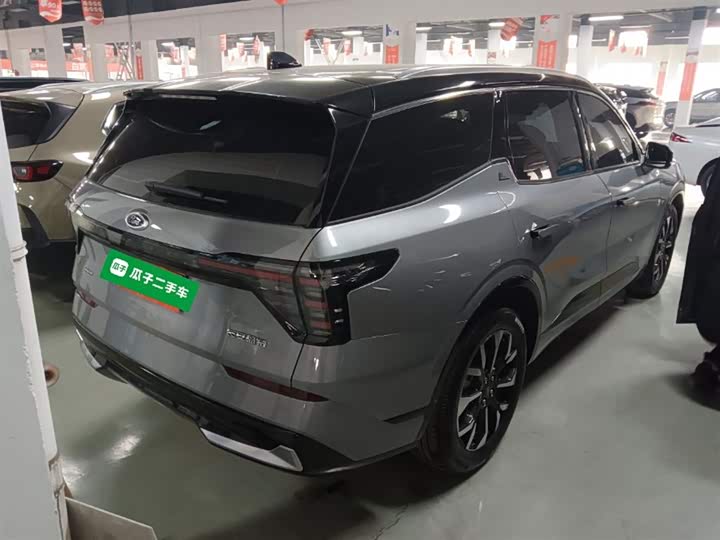 Ford Edge 2025 2025款 锐界L 2.0T EcoBoost E混动四驱七座至尊型