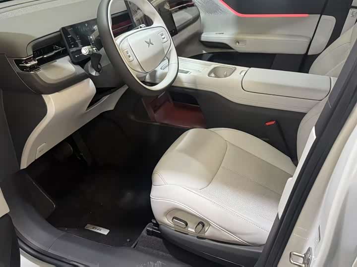 XPeng G6 2025 2025款 625 长续航 Max 科技版