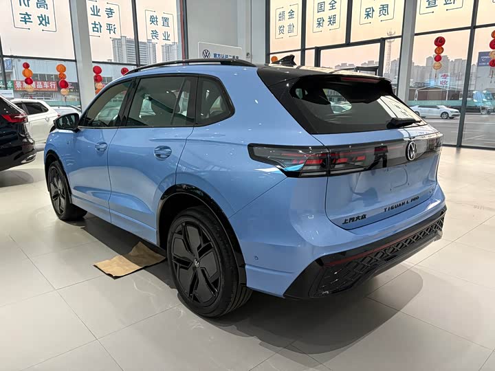 Volkswagen Tiguan L Pro 2025 2025款 PRO 380TSI 四驱 R-Line 智尊版