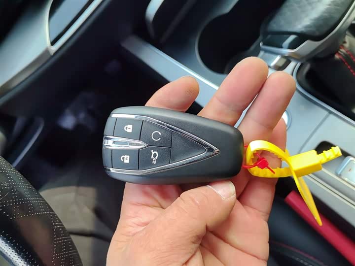 Changan Oshan X7 2021 2021款 1.5T 自动豪华型