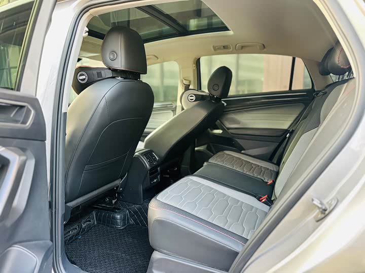 Volkswagen Tiguan X 2021 2021款 330TSI 两驱旗舰版