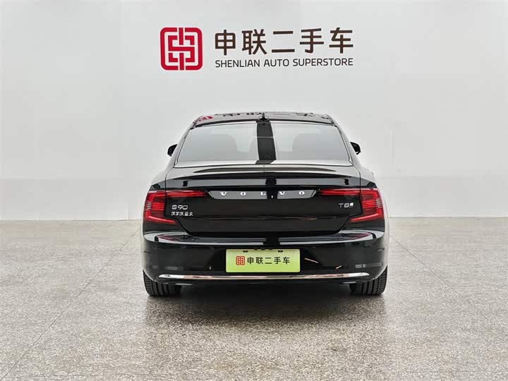 Volvo S90 Hybrid 2025 2025款 插电式混动 四驱长续航智雅豪华版