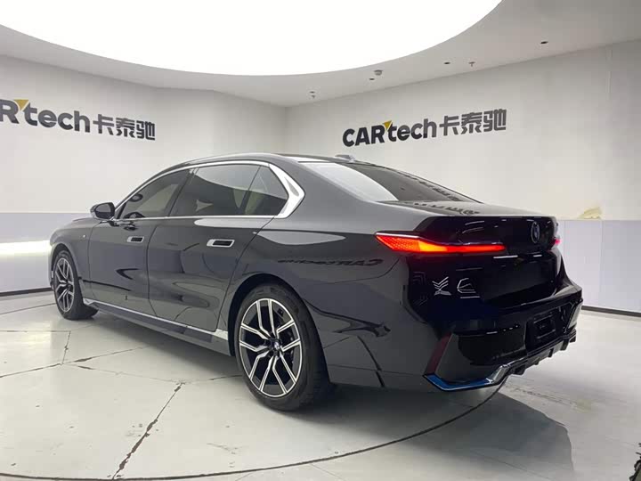 BMW 7 Series 2023 2023款 735Li M运动套装